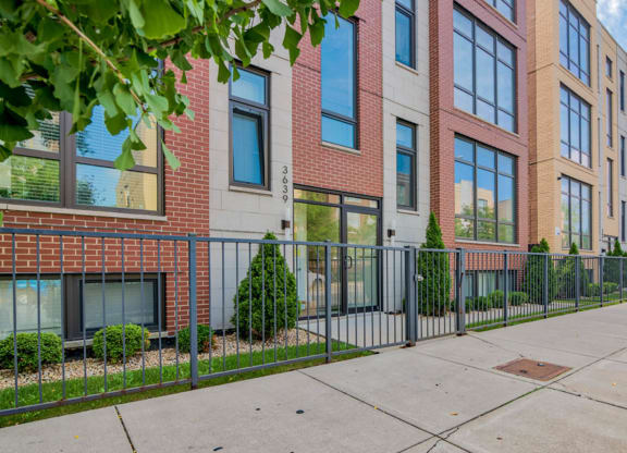our apartments are located in the heart of person at Montrose 3634, Illinois, 60618