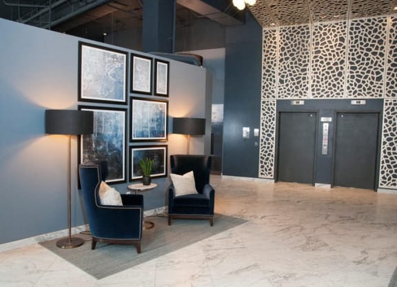 Contemporary Lobby Room Residences at 1700, Minnetonka
