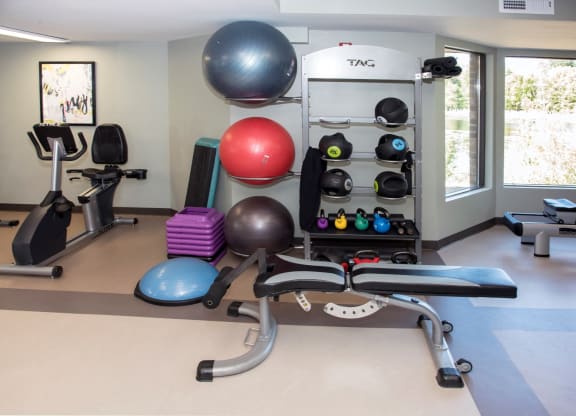 Club Quality Fitness Center at Aspenwoods Apartments, Minnesota
