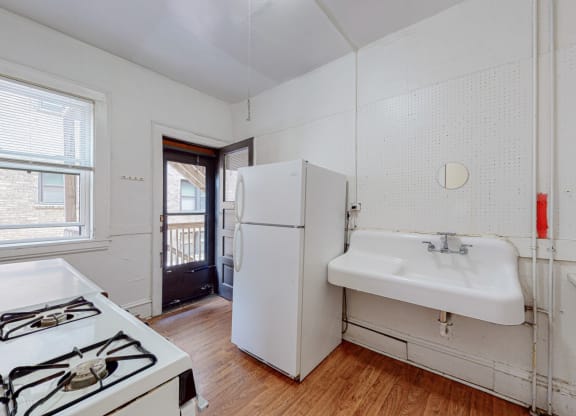 Sibley_3br_kitchen with vintage feel