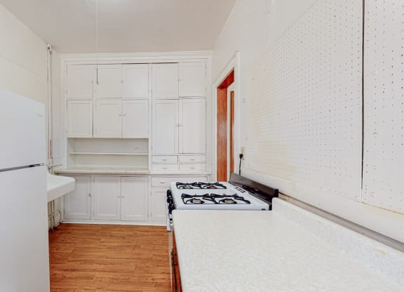 Sibley_3br_kitchen with plenty of cabinet space