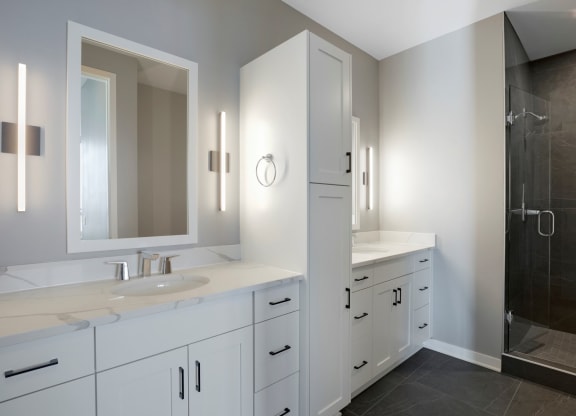 Spacious Bedroom With Closet at Calhoun Towers, Minnesota