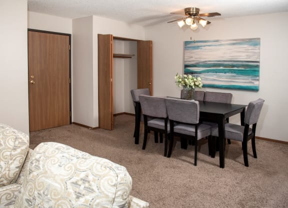 Classic 2 bedroom, 1.5 bath, dining at Cinnamon Ridge Apartments, Minnesota, 55122