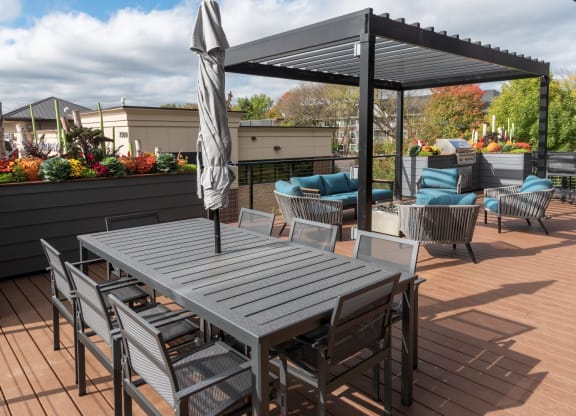 Patio Picnic Area at Grove80 Apartments, Cottage Grove, MN 55016