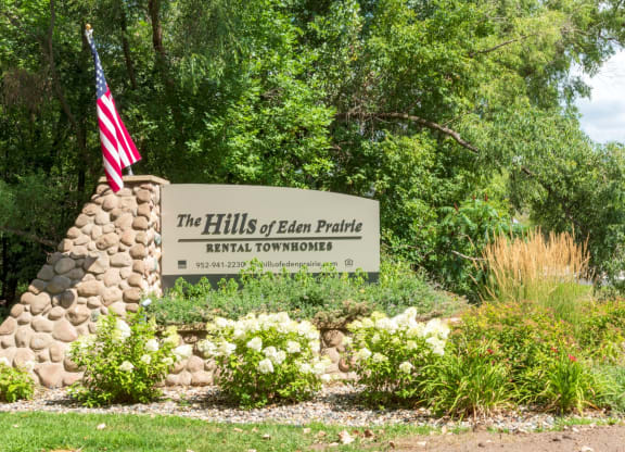 a stone monument with a sign that reads the ellis of elena prairie national monument