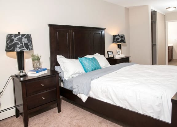 at The Tarnhill, Bloomington, 55437