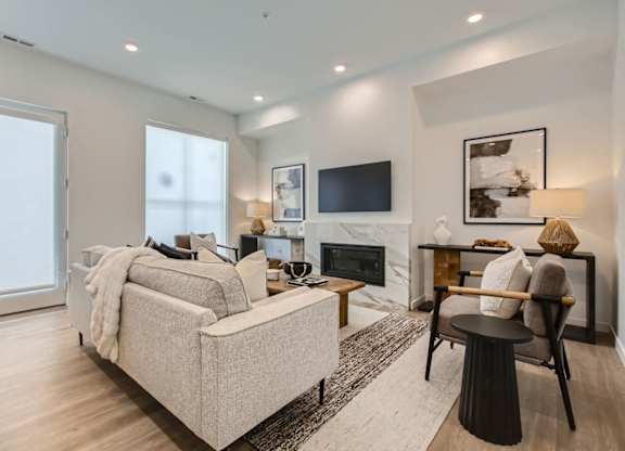 Living at One West Drive Apartments, Minnesota, 55331