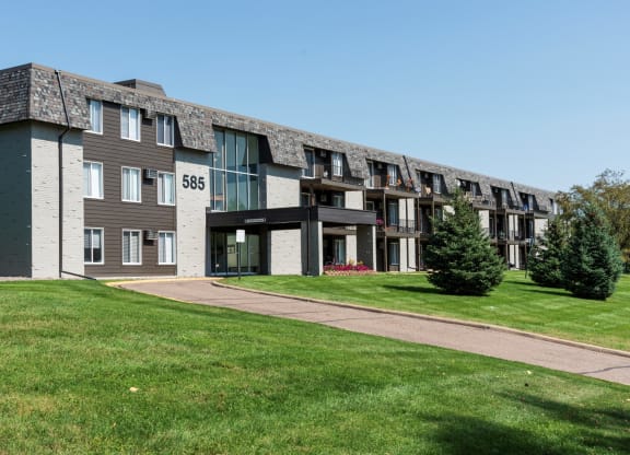 Exteriors at Shoreview Grand, Minnesota, 55126