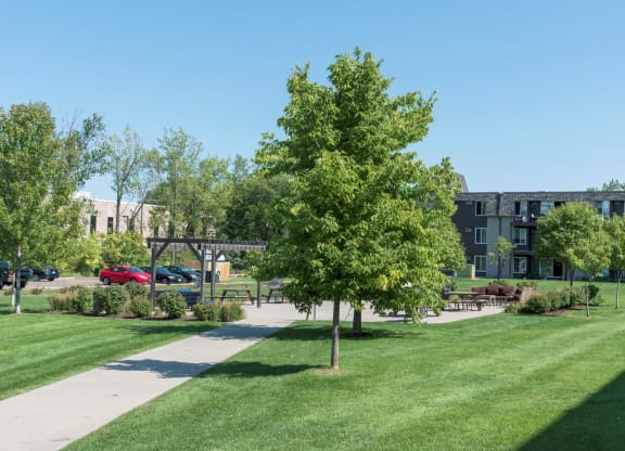 Green Outdoor at Shoreview Grand, Shoreview, Minnesota