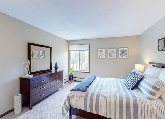 Gorgeous Bedroom Designs at Shoreview Grand, Shoreview, Minnesota