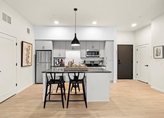 Gourmet Kitchen With Island at The Hill Apartments, Minnesota, 55103