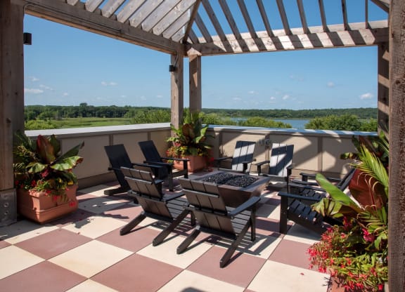 Rooftop firepit and chairs at Victoria Flats, MN