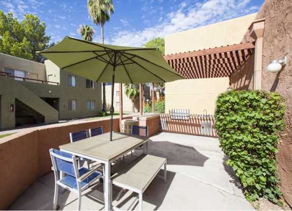 Courtyard Patio Seating