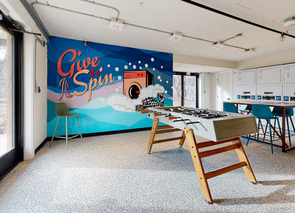 River Roost Mural