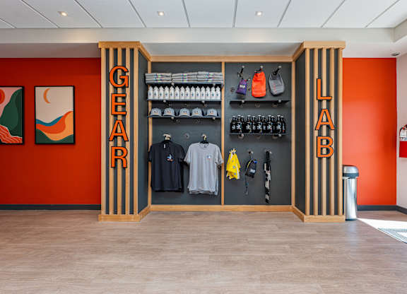 River Roost Boutique