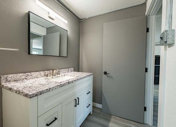 Modern Studio Bathroom