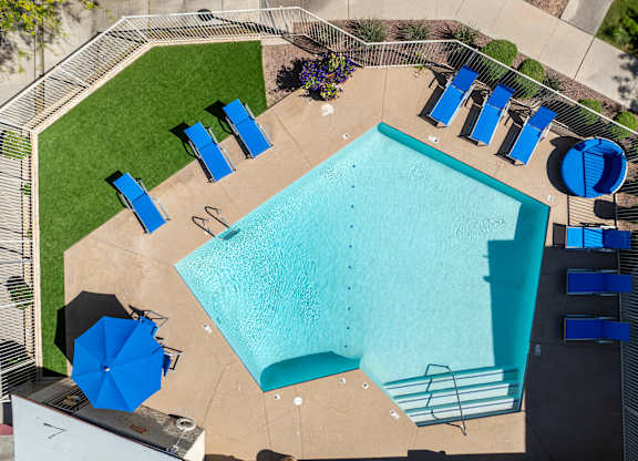 Resort Style Pool