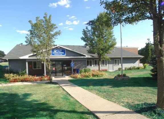 Leasing Office