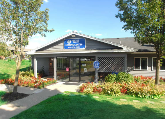 Leasing Office