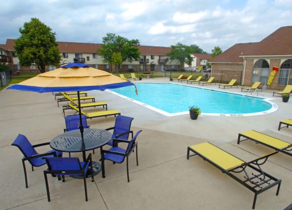 Swimming Pool and Sun Deck