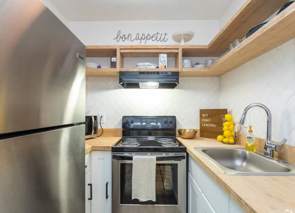 Fully Equipped Kitchen at Capital Flats & Magnolia Square Apartments, Raleigh