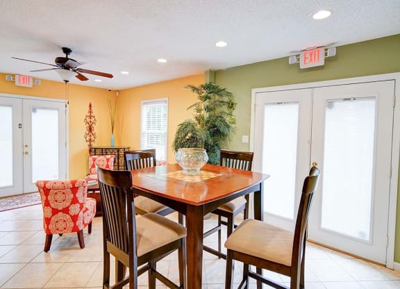 Dining Area at Timberstone, Charlotte, North Carolina