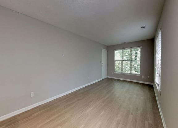Large Living Area at Willow Bend Apartments, North Carolina, 27707