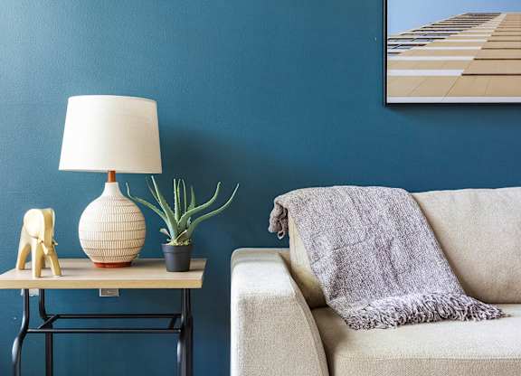 Living Area Decor at Riverview Landing @ Valley Forge, Eagleville Pennsylvania