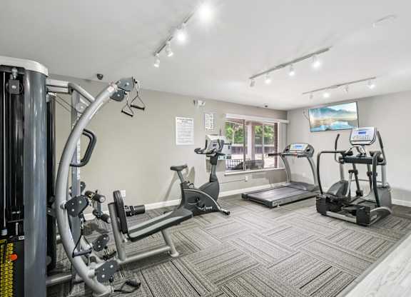 State-of-the-art 24/7 Fitness Center at Drawbridge Apartments in Harrison Township, MI.