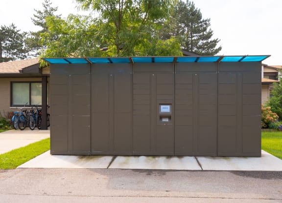 24/7 Package Lockers