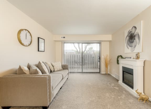 Living Room  at Three Oaks Apartments, Troy