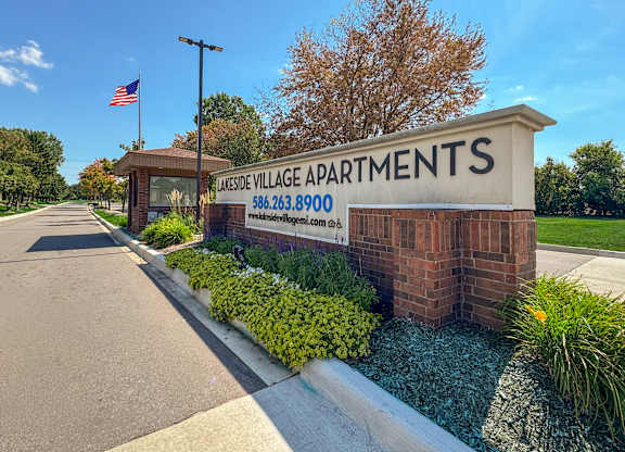 Lakeside Village Apartments Clinton Township 48038