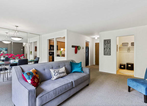 Living and Dining Room at Franklin River