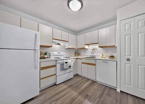 Cozy kitchen with ample storage at Park Lane Apartments in Southfield, MI.