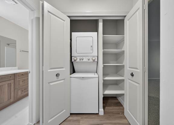 In-unit laundry at Park Lane Apartments in Southfield, MI.