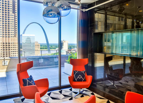 Clubroom with specious Windows at Arcade Artist Apartments, Missouri