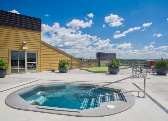 Hot Tub at The Bluffs at Nine Mile Creek, Eden Prairie, MN