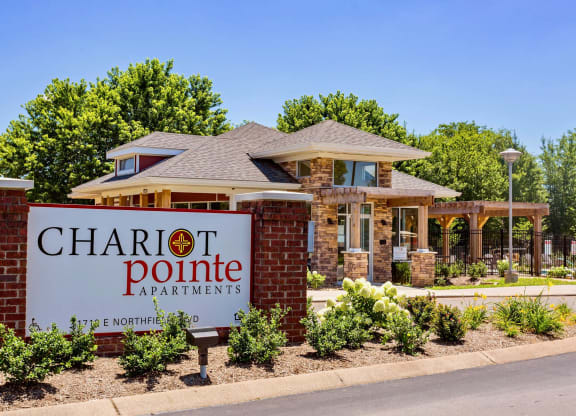 Property Signage at Chariot Pointe Apartments, Murfreesboro, 37130