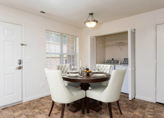 Dining Area at The Bluffs at Cherry Hills, Omaha, 68122