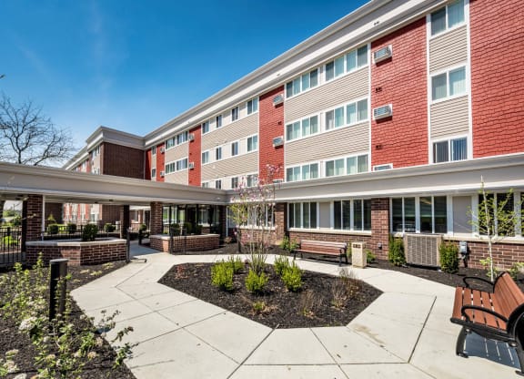 Courtyard_Apartment Exterior