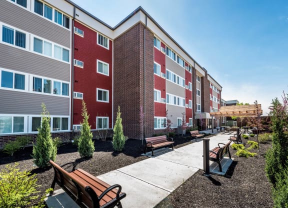 Courtyard_Apartment Exterior