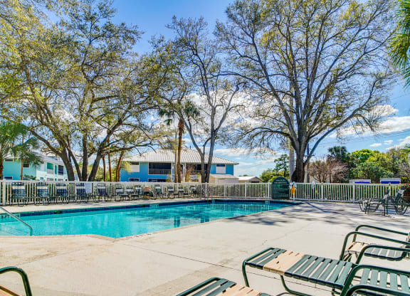 Dominium-Crossings at Cape Coral-Pool