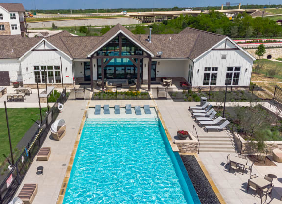 Dominium-Crossroad Commons-Aerial at Crossroad Commons, Manor Texas