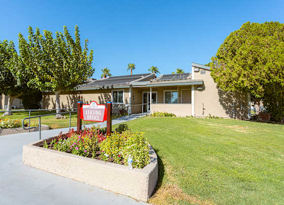 Dominium-Desert Palms-Leasing Office