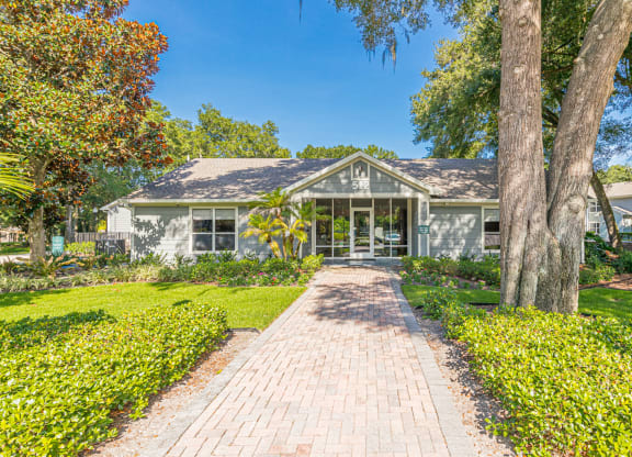 Dominium-Enclave at Pine Oaks-Leasing Office