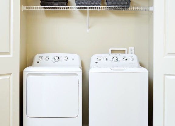 Washer and Dryer Example at Five Mile Creek, Texas