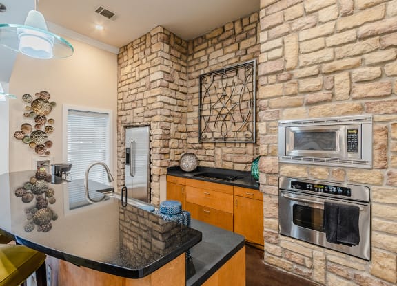 Community Kitchen at Five Mile Creek, Dallas Texas