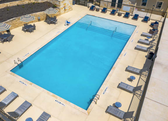Dominium-Franklin Park-Pool