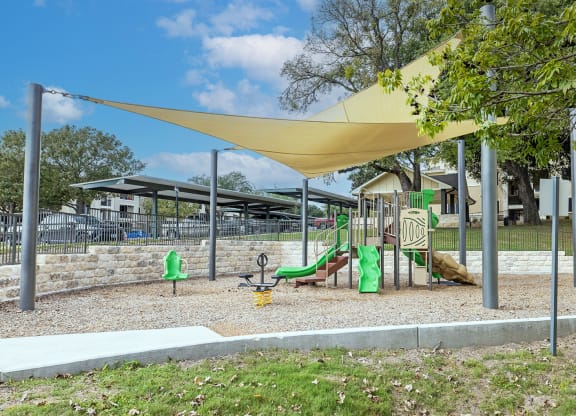 Dominium-Franklin Park-Playground