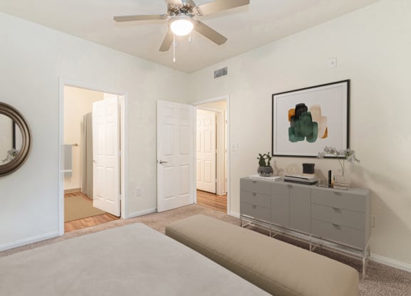 Dominium-Franklin Park-Bedroom